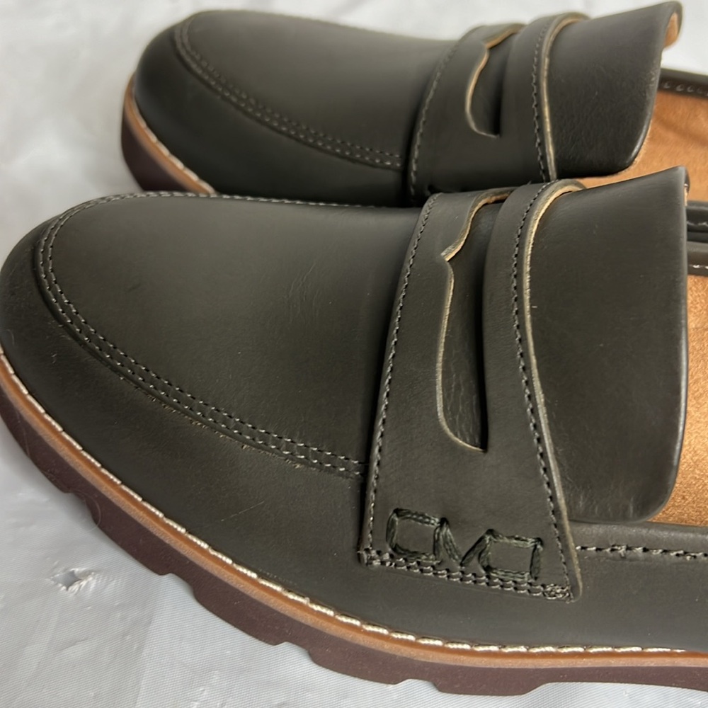 Vionic Dark Green Leather Loafers - Cheryl - Picture 5 of 9